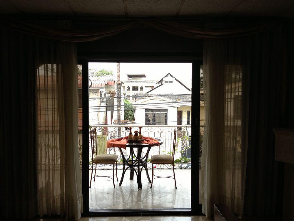 El Patio Suites II Guayaquil Exterior photo