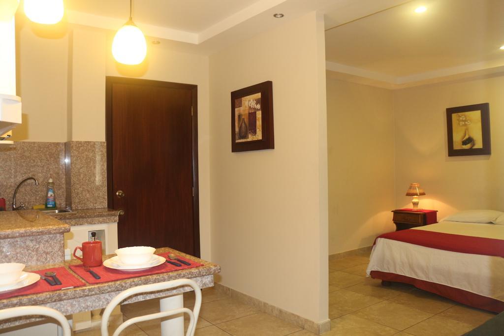 El Patio Suites II Guayaquil Exterior photo