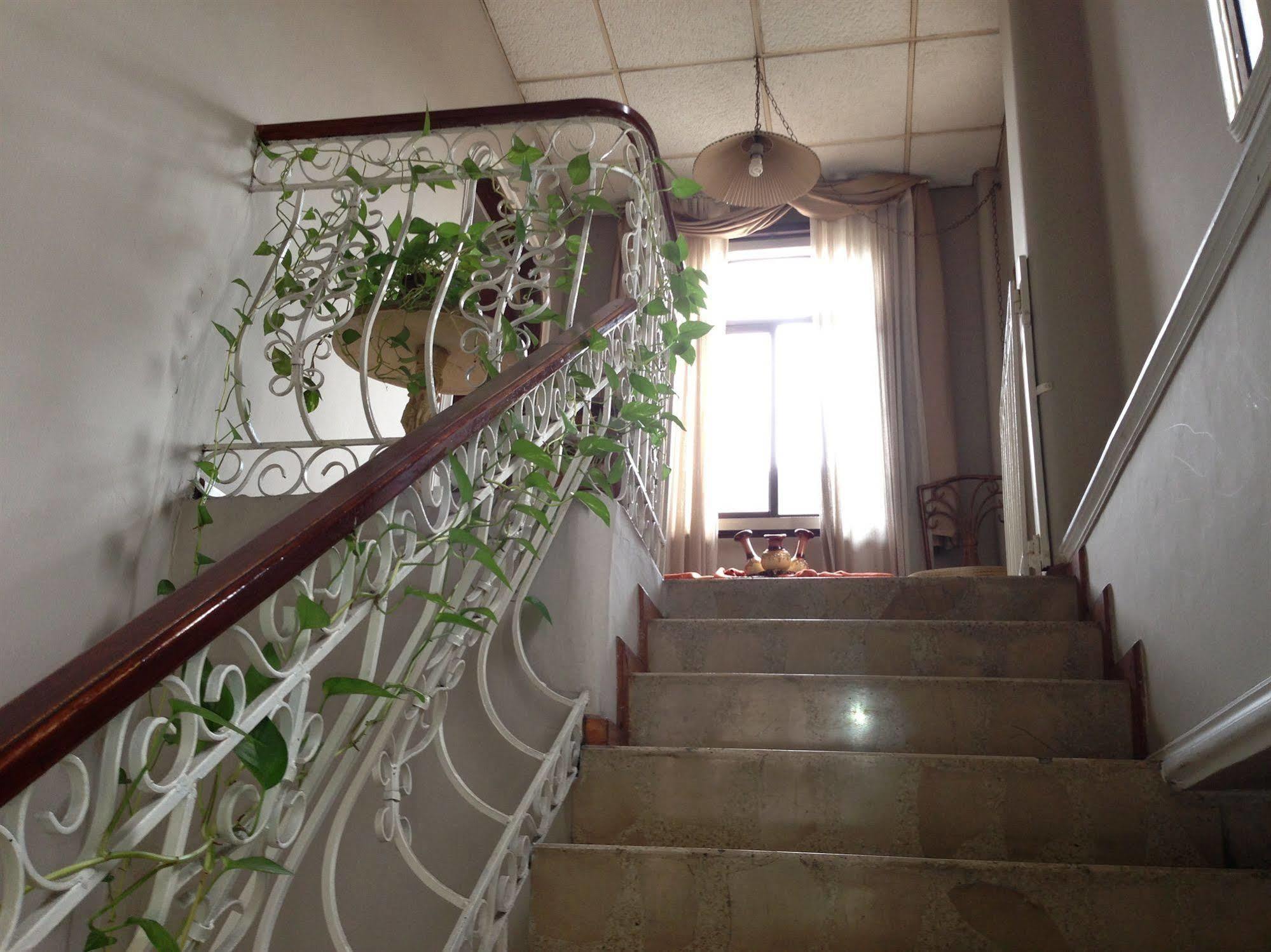 El Patio Suites II Guayaquil Exterior photo
